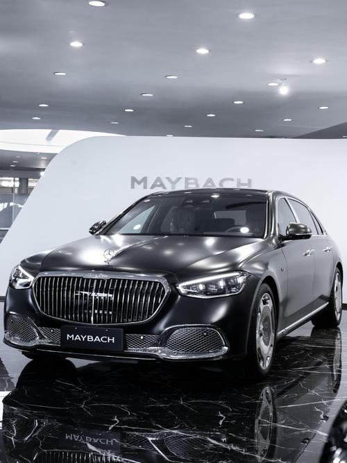 重庆30岚图汽车的售后服务让用户无忧出行，迈巴赫未来的豪华车趋势